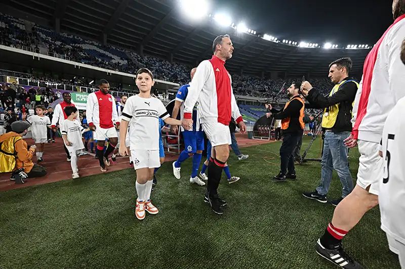 Opkomst Ajax Legends